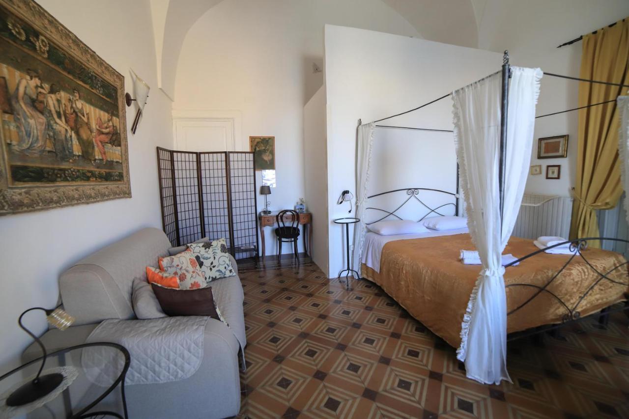 Palazzo Barba Bed & Breakfast Gallipoli Dış mekan fotoğraf