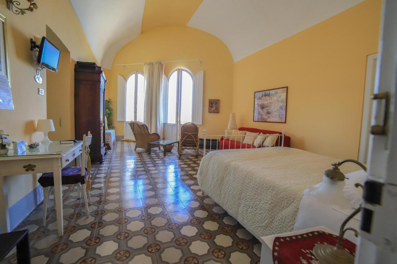 Palazzo Barba Bed & Breakfast Gallipoli Dış mekan fotoğraf